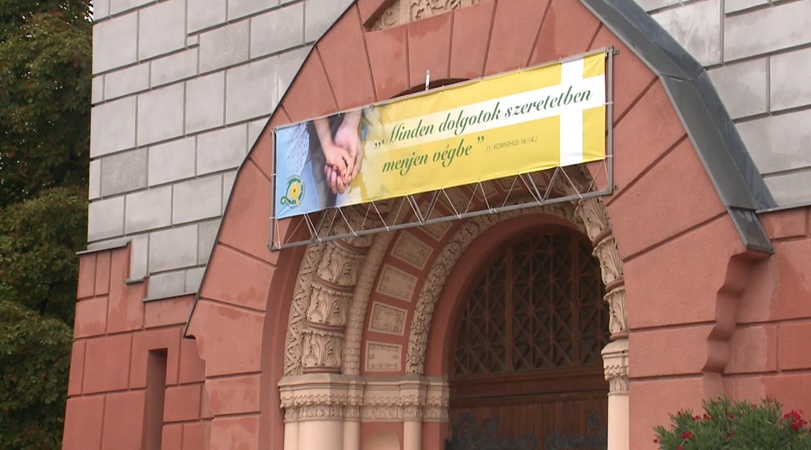 Köztereken jelenik meg a cívisvárosban a Debreceni Református Egyházmegye