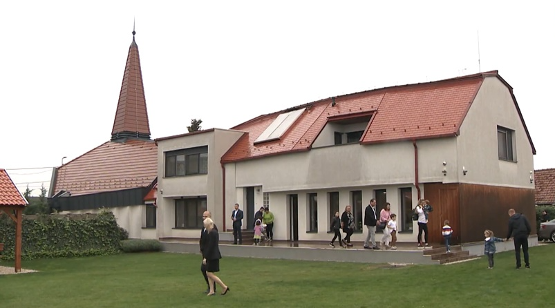 Hálaadó Istentisztelettel ünnepelték a Pósa utcai templom 40 éves fennállását